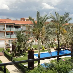 Acogedor Con Piscina En Vilafortuny, Apartamento Cambrils